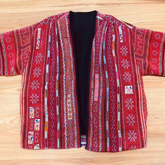 Rare Vintage Antique Hand Embroidered Hmong Coat - Picture 1 of 16